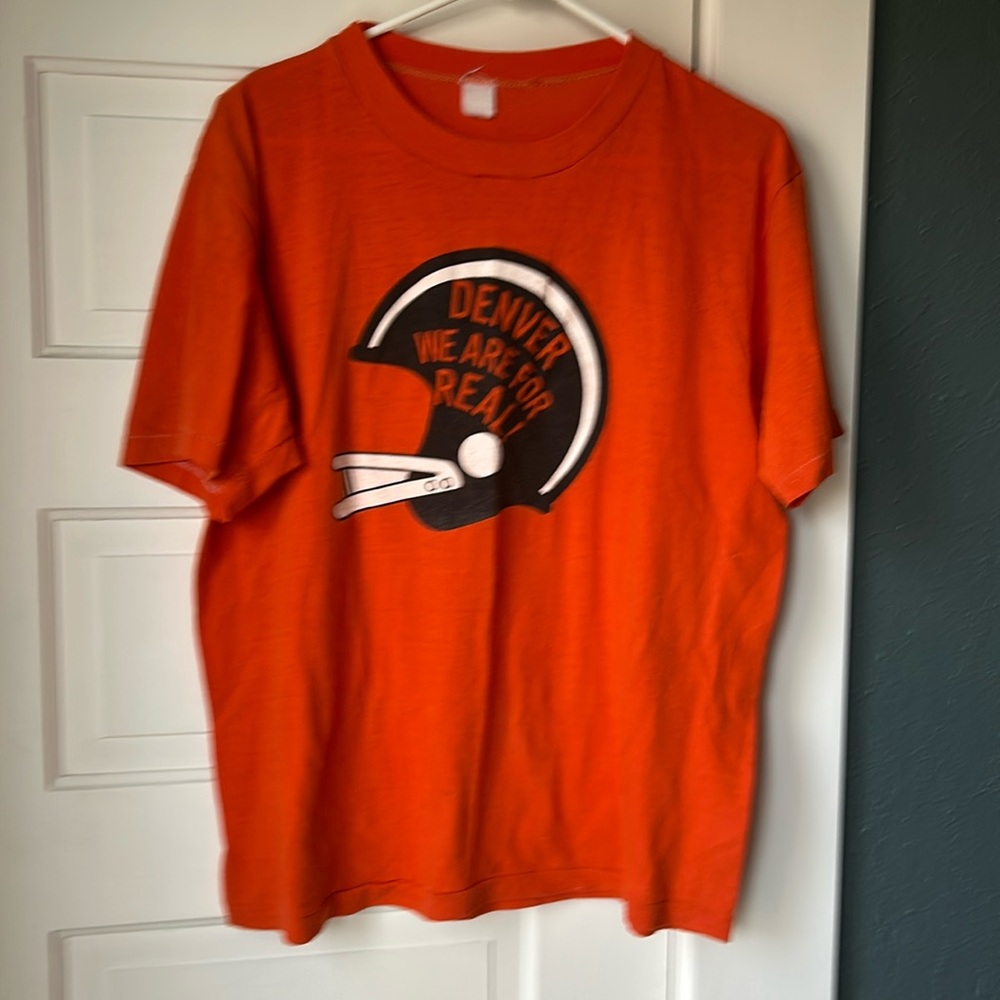 Vintage Denver Football Broncos Single Stitch T-Shirt men’s medium (?)